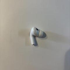 AirPods Pro 第二世代　左の耳　アップル　lightning充電 AirPods pro 第二世代 左の耳 lightning充電 - メルカリ