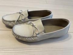 ペデラ　ホワイト レザー モカシン 靴のサムネイル