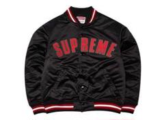 ケロたん Supreme シュプリーム アーチロゴ スタジャン Supreme アーチロゴスタジャン Thrill of victory 黒M - メルカリ