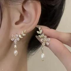 【本日限定価格】レディース フラワー パール ピアス ブライダル dior