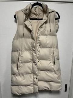 ZARA フーデッド キルティングベスト ダウンベスト風 ベージュ 2025年最新】ZARA カラー：ベージュ系 ダウンベスト