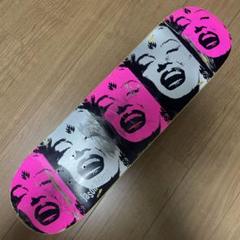 Black Label Skateboard