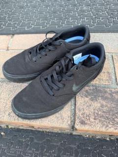 Nike ブラック スエード スニーカー