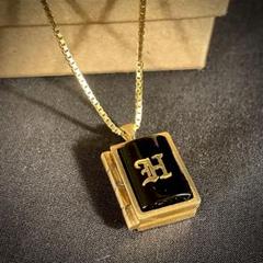 HUF ネックレス ロゴペンダント 箱あり 美品 nm1929-01_1.jpg