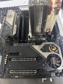TR 3960X TRX40 Taichi メモリ8GB×4枚 クーラー ASRock > TRX40 Taichi