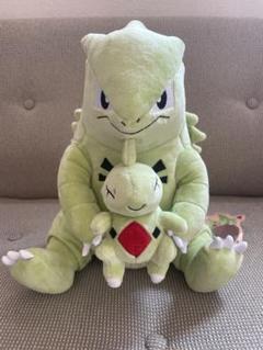 バンギラス&ヨーギラス／だっこぬいぐるみ／タグ付き／大器晩成 Amazon.co.jp: ポケモンセンターオリジナル だっこぬいぐるみ