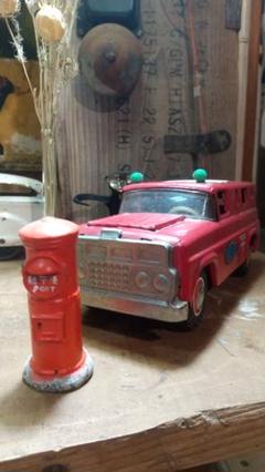 春先取りの 昭和レトロ メルカリ - ポスト付き 日本製 ブリキの郵便車 ミニカー