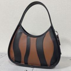 COACHコーチ ハンドバッグ　エルゴ　ロゴプレート　肩掛け　ブラック　ナイロン 2025年最新】コーチ COACH エルゴの人気アイテム - メルカリ