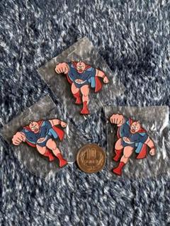 新品 キン肉マン キン肉スグル バッチ 3個セット