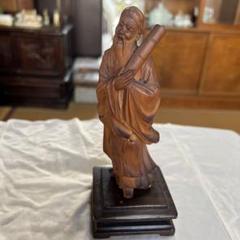 【骨董品】中国木彫立像 A polychrome-painted wood figure of an official, Late Ming