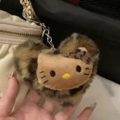 キティーちゃん ヒョウ柄 日焼け キーホルダー