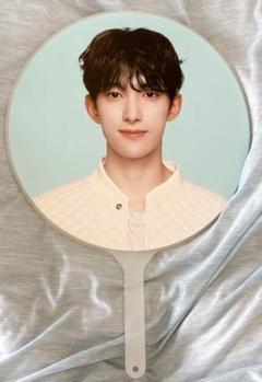 2025年最新】seventeen うちわ ドギョムの人気アイテム - メルカリ