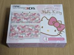 new3ds ハローキティ　　ほぼ未使用極めて美品 new3ds ハローキティほぼ未使用極めて美品