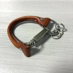 カラビナキーホルダー　レザー　キーリング　ブラウン