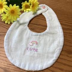 ハンドメイドスタイ【夢かわいい刺繍】