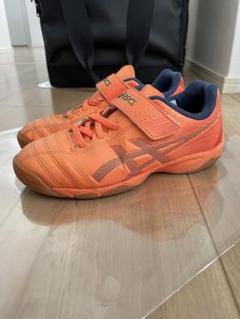 アシックス サッカージュニアシューズ ジュニオール 19㎝　インドア
