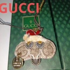 GUCCI ダッチヨリチャームダックスGGキャンパスゴールドプレートキーホルダー