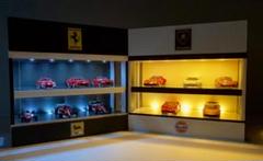 1/64展示20台可・2点セットWH＆BK・ディスプレーBOX・ネオジオラマ