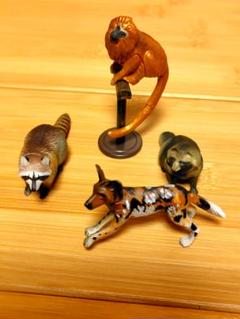 チョコエッグ動物フィギュアセット 約50体 - メルカリ
