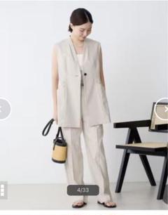 【みー】2024SS IENA ペプラムジレ　ベージュ　ノースリーブベスト みー様専用】2024SS IENA ペプラムジレ ベージュ ノースリーブ