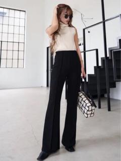 Glam Lips グラムリップス　オフタートル ノースリーブ KNITのサムネイル