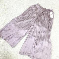 【未使用品】COMME CA ISM ガウチョパンツ　光沢生地　9号