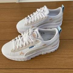 PUMA フラワー刺繍 厚底スニーカー - メルカリ