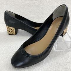 【kyan】トリーバーチ　チャンキーヒールパンプス　金ロゴ　　23.5 kyan様専用】トリーバーチ チャンキーヒールパンプス 金ロゴ