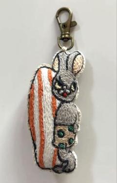 うさぎチャーム　キーホルダー　ハンドメイド