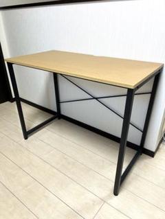 2025年最新】NITORI 特徴：コード通し穴あり パソコンデスクの