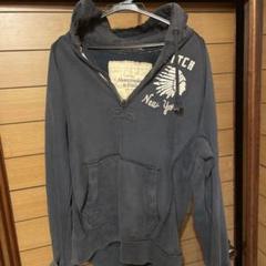 【値下げ】Abercrombie & Fitch フード付きパーカーのサムネイル