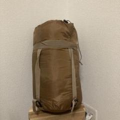 ワークマン.FieldCore ダウンシュラフ400 ワインレッド ワークマンオンラインストアブログ 山田耕史