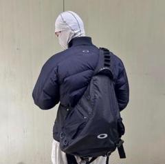 archive OAKLEY メッセンジャーバッグ　y2k ノームコア　テック系 archive OAKLEY メッセンジャーバッグ y2k ノームコア テック系