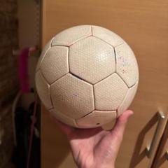 ホワイト サッカーボール