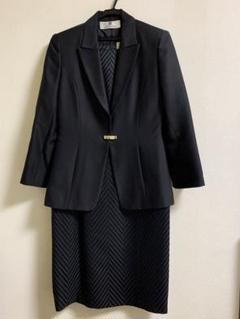 GIVENCHY 新品未使用 スカートスーツ 定価16万 ジャケット スカート 2025年最新】Givenchy ビジネス スカートスーツ上下の人気