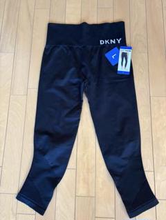 2025年最新】dkny レギンスの人気アイテム - メルカリ