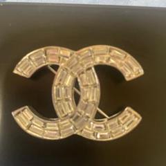 CHANEL ゴールド ダブルCロゴ ブローチ非売品　新品未使用 楽天市場】シャネル CHANEL ブローチ メタル CCマーク 2023年