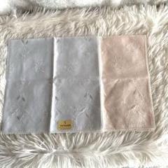未使用トラサルディ　ハンカチ2枚セット