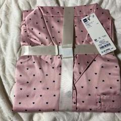 新品タグ付き、ジーユーパジャマ、サテンピンクハートM
