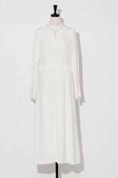 Arobeワンピ　美品2Way Neck Pearl Dress橋本環奈愛用 Arobeワンピ 美品2Way Neck Pearl Dress橋本環奈愛用 - メルカリ
