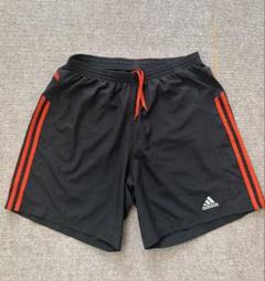 アディダスadidas ブラック /オレンジショートパンツ　スポーツウェア