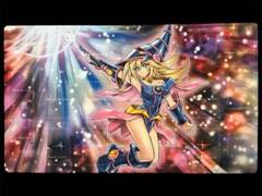 2025年最新】遊戯王 プレイマット ブラックマジシャンガールの
