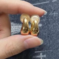 ゴールド 月型 ノンホールピアス