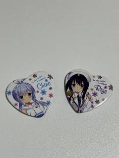 ごちうさ チノ 缶バッジ ハートポーズ② ごちうさ 缶バッジ 2点 - メルカリ