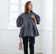 【出品6/10まで】ブルレア bluelea✩フリルスリーブブラウス［新品未使用 2025年最新】blueleaの人気アイテム - メルカリ
