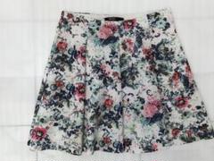 Bershka フラワープリント フレアスカート Mのサムネイル