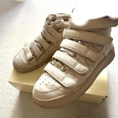 Billie Eilish Nike Air Force 1 High 23.5のサムネイル