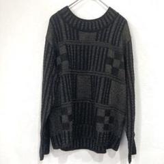 幾何学柄ボトルネックニット　ウール混　ブラック×ゴールド （M）日本製