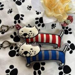 ハンドメイド デカネコキーホルダーチャーム - メルカリ