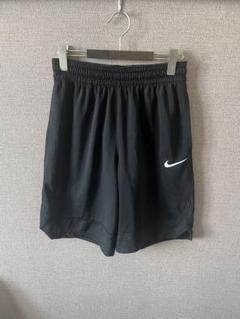 ナイキ　ドライフィット　ハーフパンツ　Mサイズ